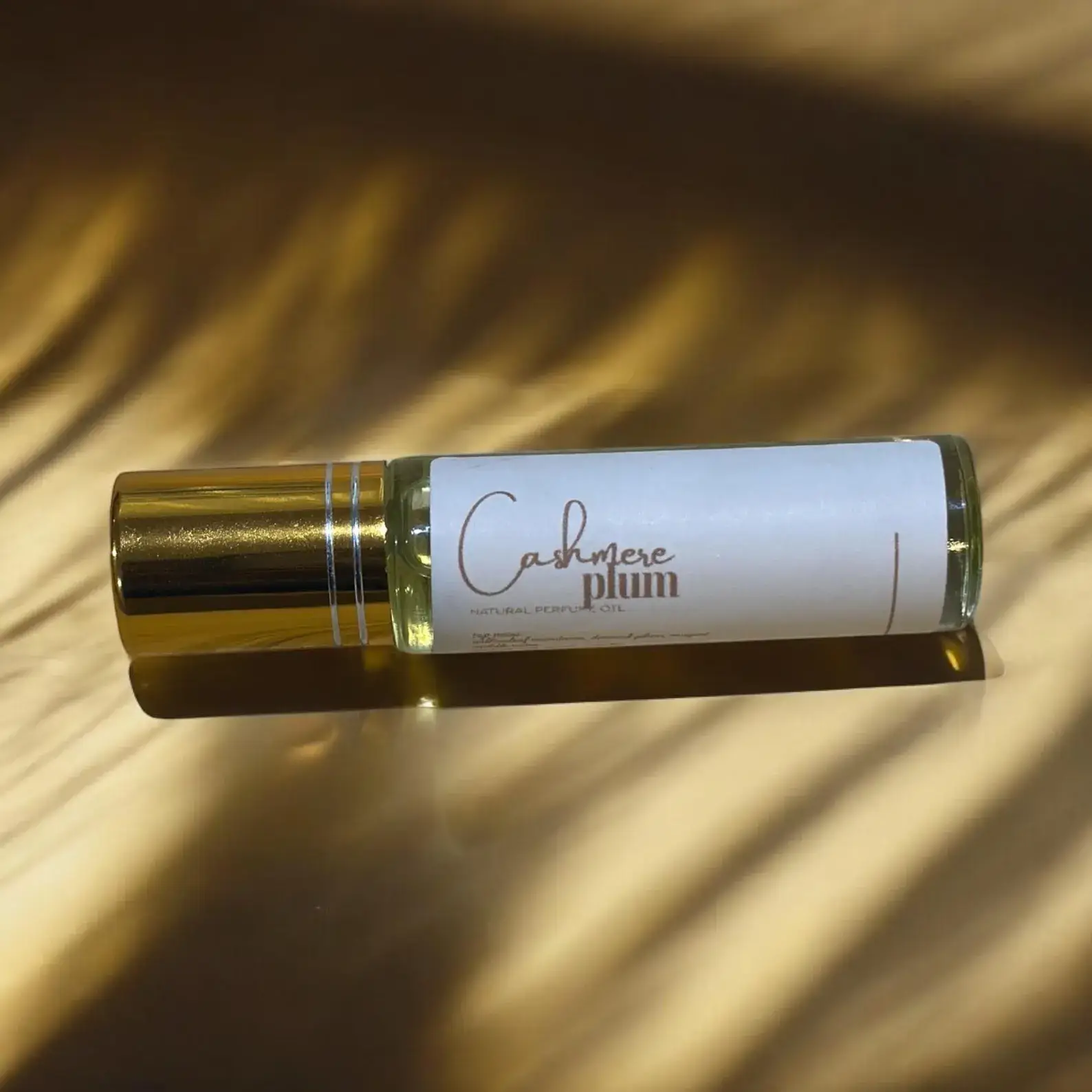 all-natural-perfume-oil-rollers-luxury-paraben-phthalate-free-clean-beauty-signature-scent